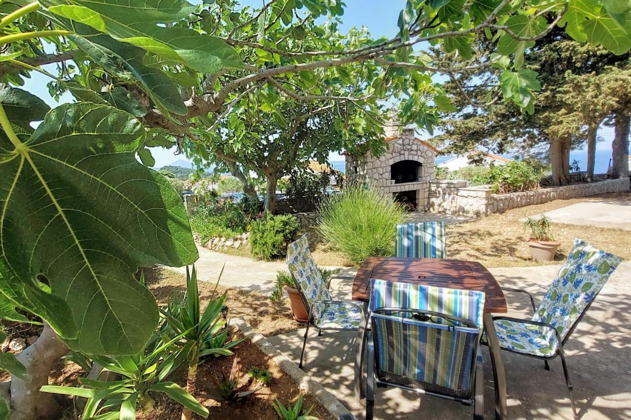 דירות מאלי לוסיניי Casa Di Castello מראה חיצוני תמונה